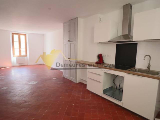 Location Appartement 3 pièces 74m² VAISON LA ROMAINE 84110