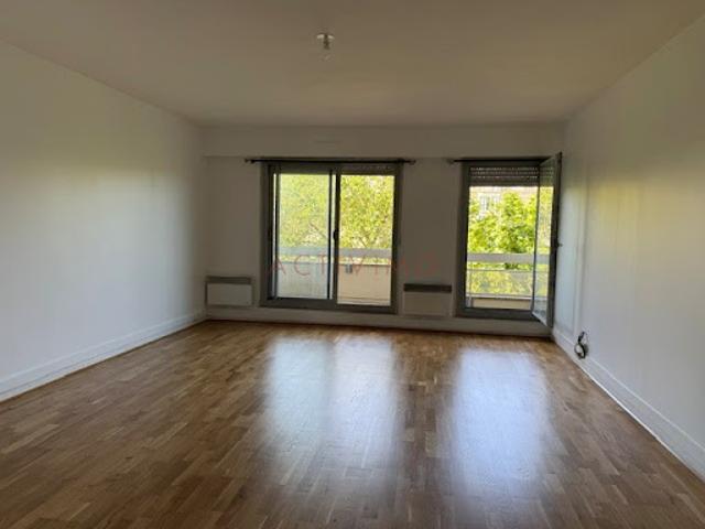 Location Appartement 3 pièces 75.5 m2 Neuilly sur Seine