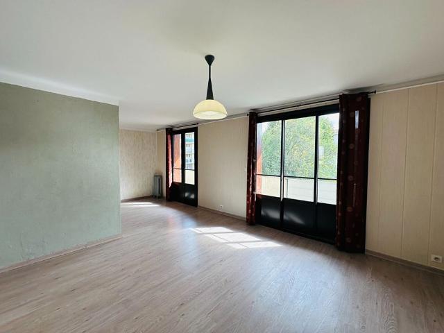Location appartement 3 pièces, 75.04m², Carcassonne
