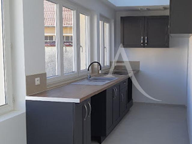 Location Appartement 3 pièces 75.31 m2 Saint andre de l'eure