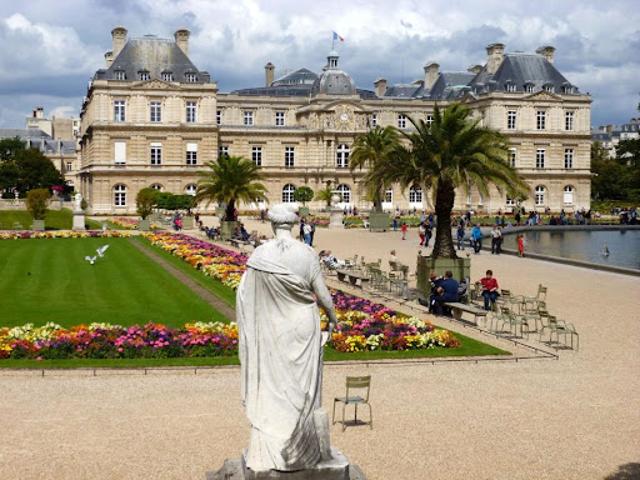 Location Appartement 3 pièces 75 m2 Paris 5ème