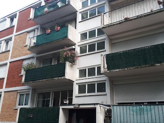 Location Appartement 3 pièces 75 m2 Sainte genevieve des bois