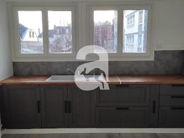 Location Appartement 3 pièces 75 m2 Soissons