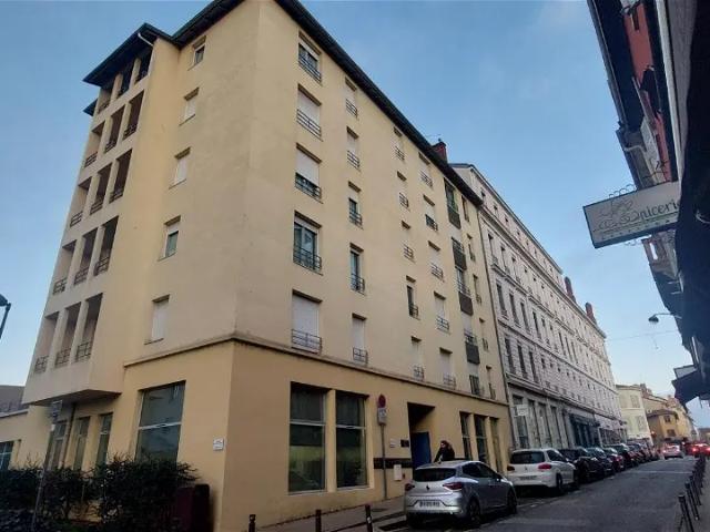 Location appartement 3 pièces 75m² à Villefranche sur saône 69400
