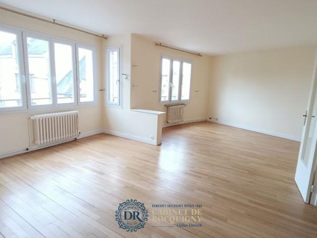 Location Appartement 3 pièces 75m² ORLEANS 45000