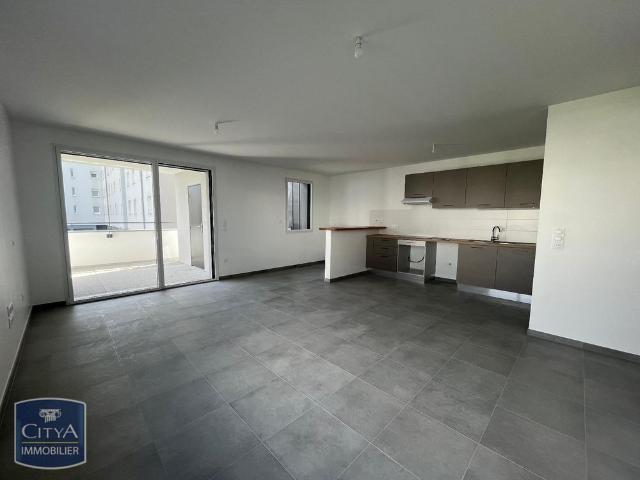 Location Appartement 3 pièces 75m² LINGOLSHEIM 67380