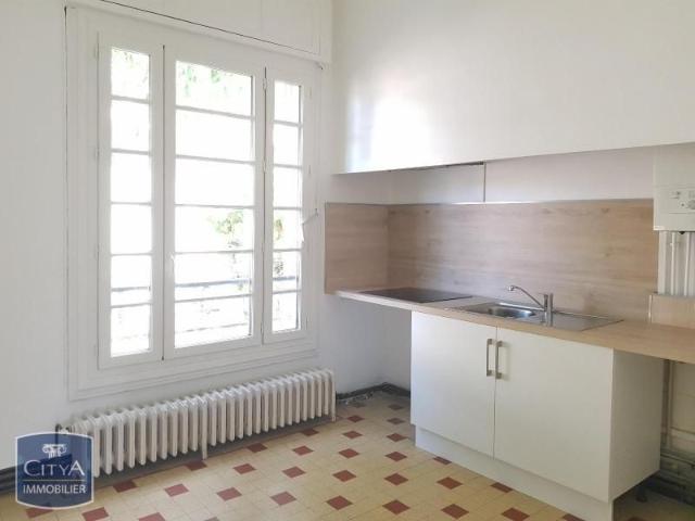 Location Appartement 3 pièces 75m² MONTPELLIER 34000