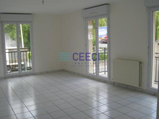 Location Appartement 3 pièces 75m² SOISSONS 02200