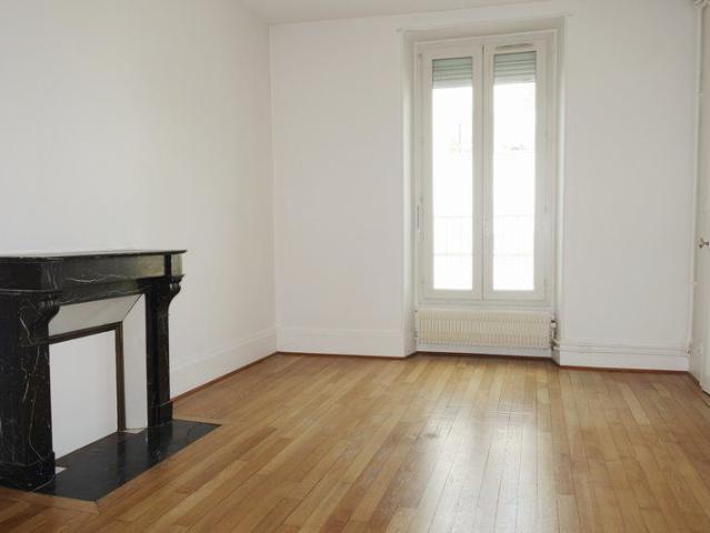 Location Appartement 3 pièces 75m² REIMS 51100