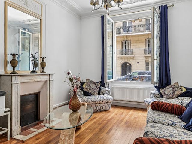 Location Appartement 3 pièces 76.5 m2 Paris 7ème