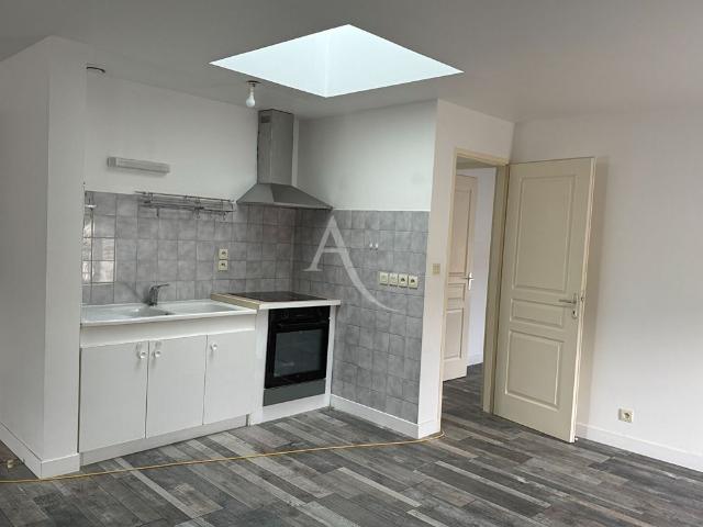 Location appartement 3 pièces, 76.00m², Nancras