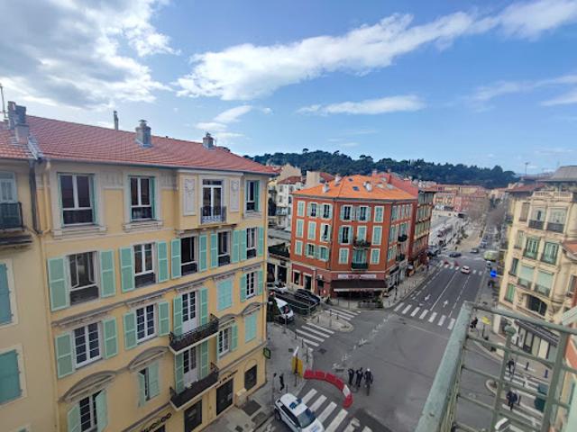 Location Appartement 3 pièces 76.02 m2 Nice