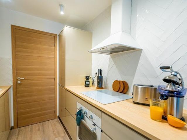 Location Appartement 3 pièces 76 m2 Marseille 6ème