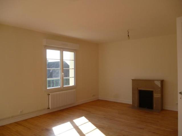 Location Appartement 3 pièces 76m²