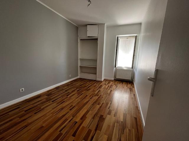 Location Appartement 3 pièces 76m²