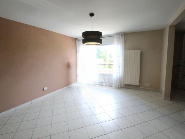 Location Appartement 3 pièces 76m² LOUHANS 71500