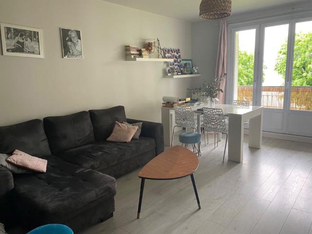 Location Appartement 3 pièces 76m² LYON 5ème