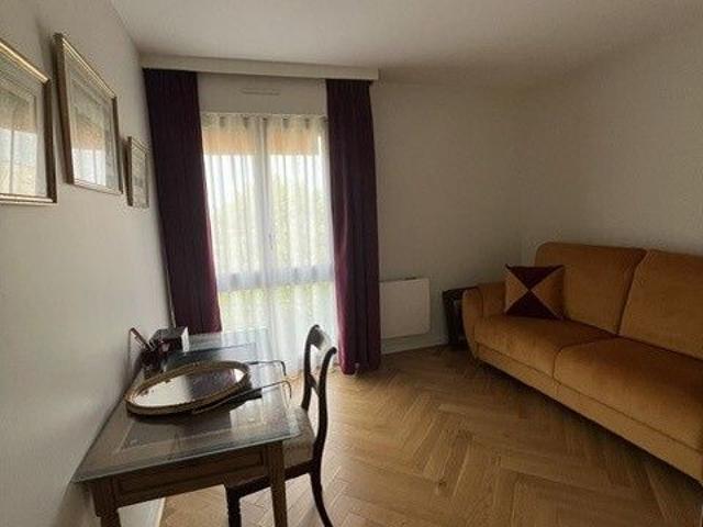 Location Appartement 3 pièces 76m² NOGENT SUR MARNE 94130