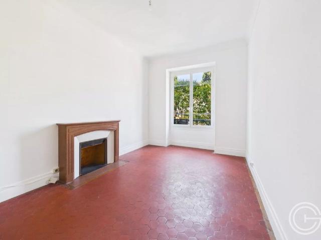 Location Appartement 3 pièces 76m² NICE 06100