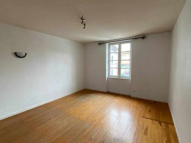 Location Appartement 3 pièces 78.56 m2 Caussade