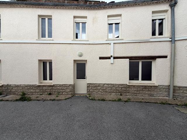 Location Appartement 3 pièces 78 m2 Liesse Notre Dame