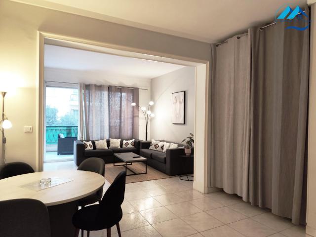 Location Appartement 3 pièces 78m² MARSEILLE 8ème