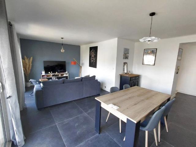 Location Appartement 3 pièces 78m² RODEZ 12000