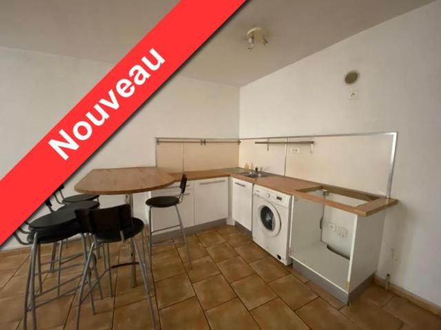 Location Appartement 3 pièces 78m² TOURVES 83170