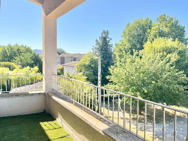 Location Appartement 3 pièces 79.4 m2 L'Isle sur la Sorgue