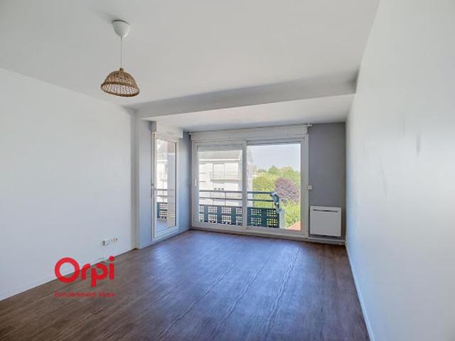 Location Appartement 3 pièces 79.64 m2 Reze