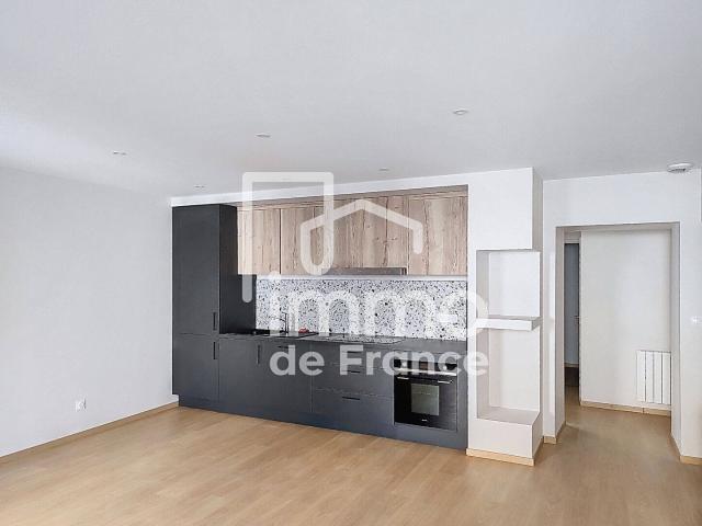 Location appartement 3 pièces 79.14 m² à Oyonnax 01100 800 € / mois CC