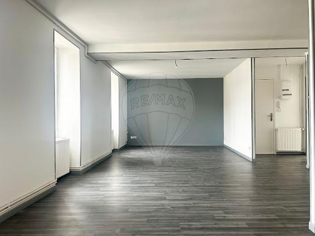 Location Appartement 3 pièces 79 m2 Nevers