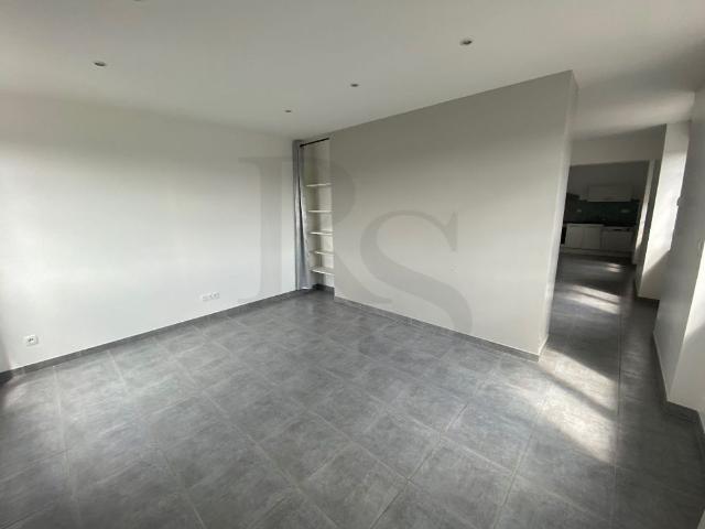 Location Appartement 3 pièces 79m²