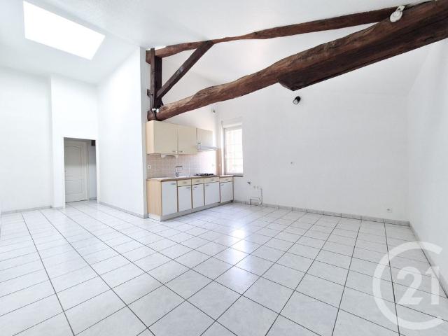 Location Appartement 3 pièces 79m² GAILLAC 81600