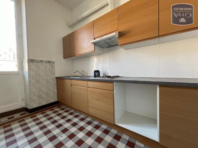 Location Appartement 3 pièces 79m² GRENOBLE 38000