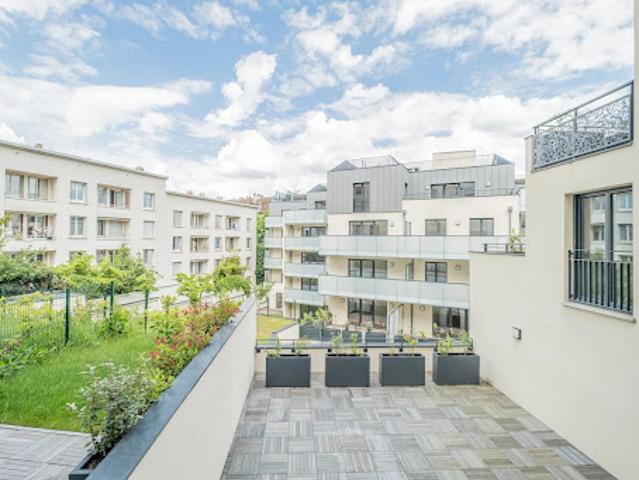 Location Appartement 3 pièces 83.51 m2 Saint Cloud