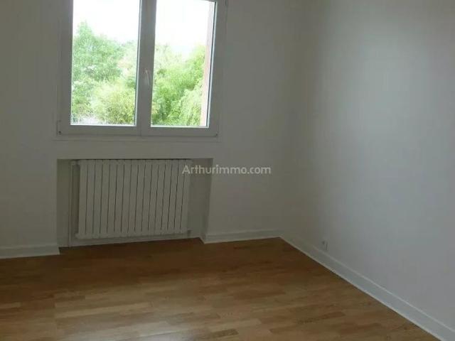 Location Appartement 3 pièces 83 m2 à Chelles