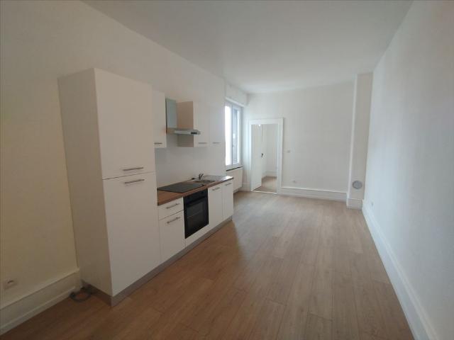 Location Appartement 3 pièces 83m²