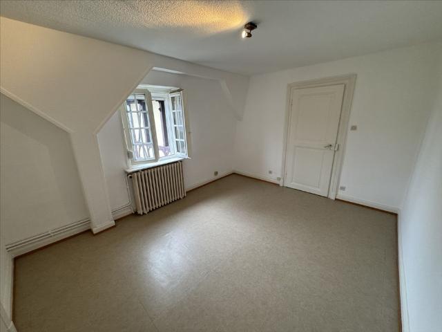 Location Appartement 3 pièces 83m²