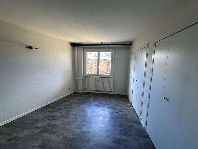 Location Appartement 3 pièces 83m²