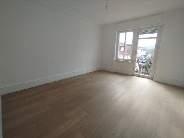 Location Appartement 3 pièces 83m²