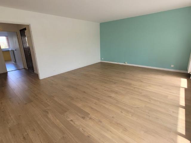 Location Appartement 3 pièces 83m² CROIX 59170