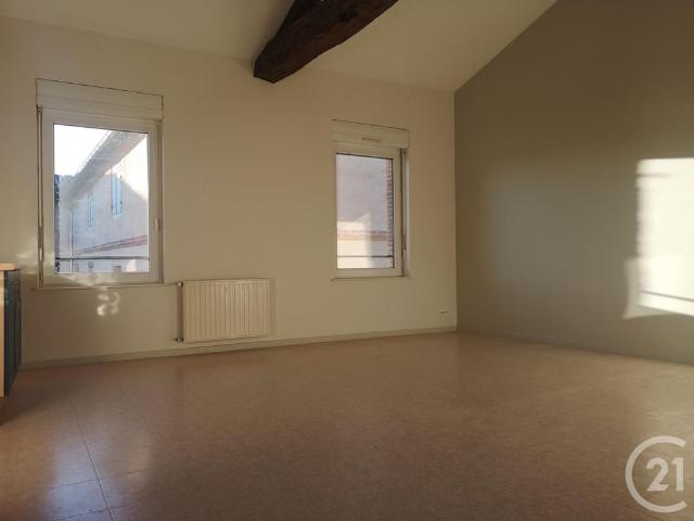 Location Appartement 3 pièces 83m² GAILLAC 81600