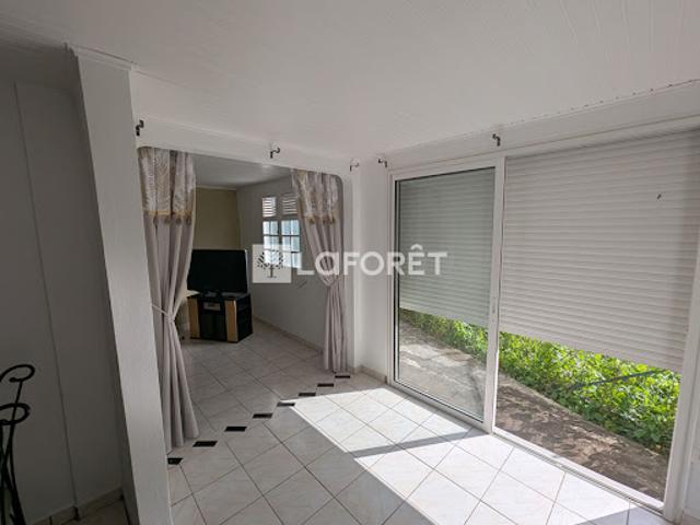 Location Appartement 3 pièces 80.258 m2 Le lamentin