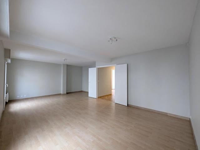 Location Appartement 3 pièces 80 m2 Villeparisis
