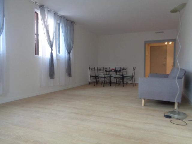 Location Appartement 3 pièces 80 m2 à Perpignan