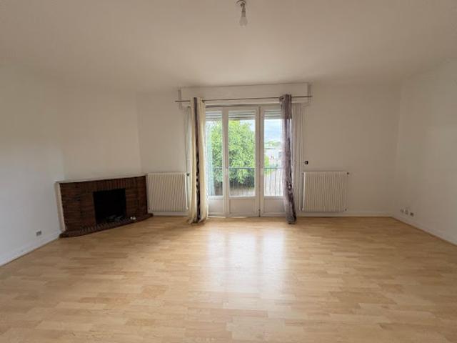 Location Appartement 3 pièces 80 m2 Dax