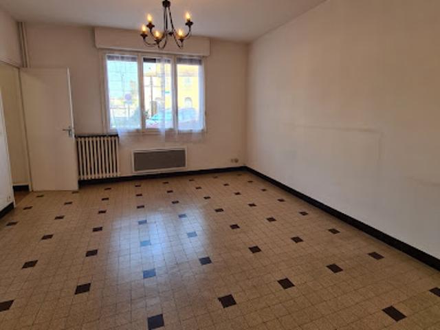Location Appartement 3 pièces 80 m2 Limoux