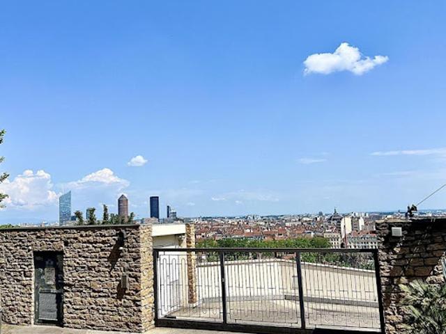 Location Appartement 3 pièces 80 m2 Lyon 5ème