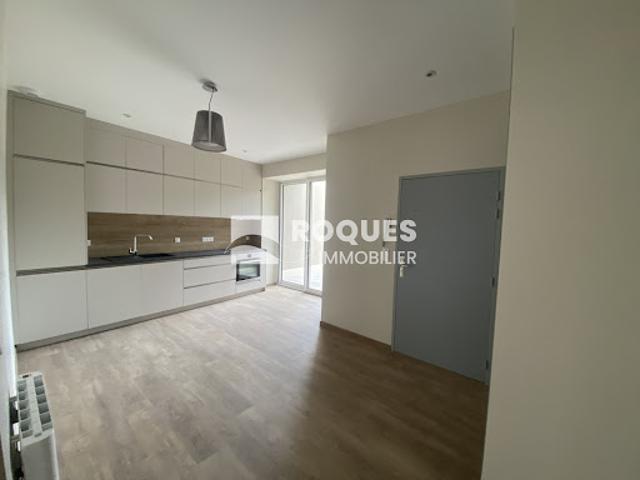 Location Appartement 3 pièces 80 m2 Millau